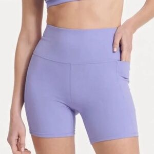 💜 Host Pick! 💜NWT Vuori Studio Pocket Short XS Ultra Violet Purple
